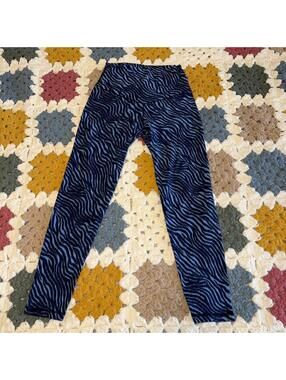 Aerie Blue and Black Zebra Print Leggings Woman’s Medium Stretchy Spandex Blend